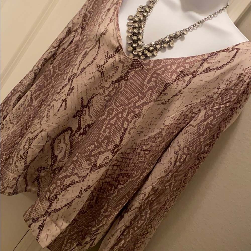 JUSTFAB Python Printed Blouse - Picture 4 of 4